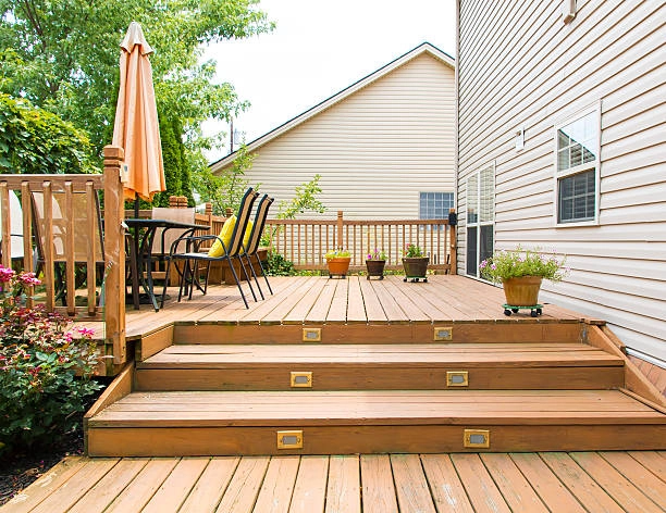 Classic wooden backyard deck and patio designs with dining setup.
Image 3: